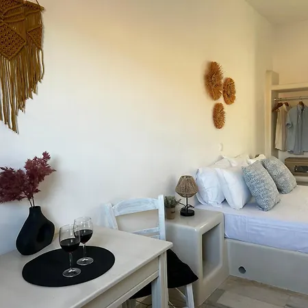 Sunny Naxos Apartmán *