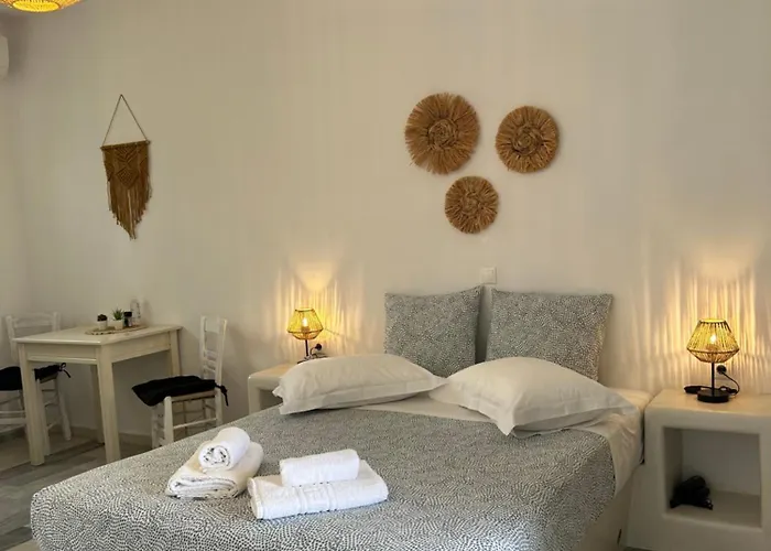 Sunny Naxos Aliko Beach